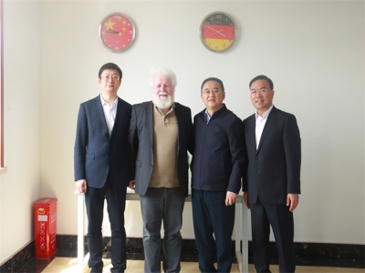 市人大常委会主任王宏伟会见德国合作伙伴海德先生推动合作项目